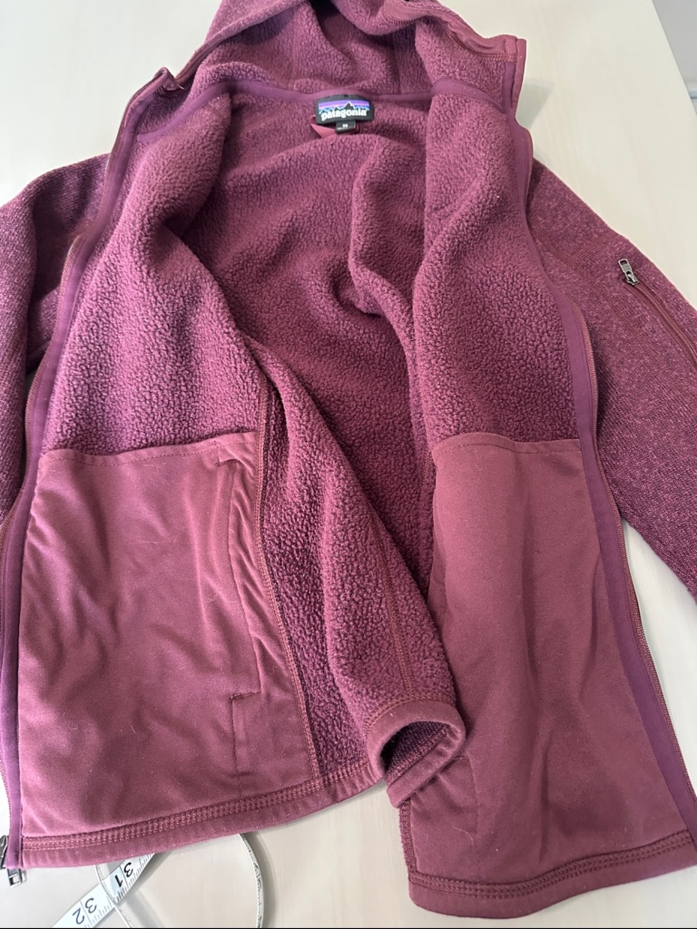 Patagonia Maroon Full-Zip Hooded Fleece Jacket - Picture 9 of 9